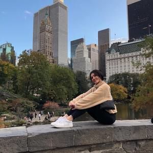 Meet your Posher, Nora